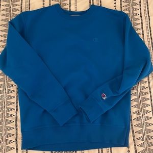 Champion Men's Powerblend Fleece Crewneck Sweatshirt in Blue Jay size medium
